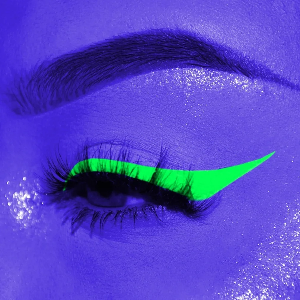 UV Neon Liquid Eyeliner, Glow Brightly, Waterproof Smudge-proof Fluorescent Body